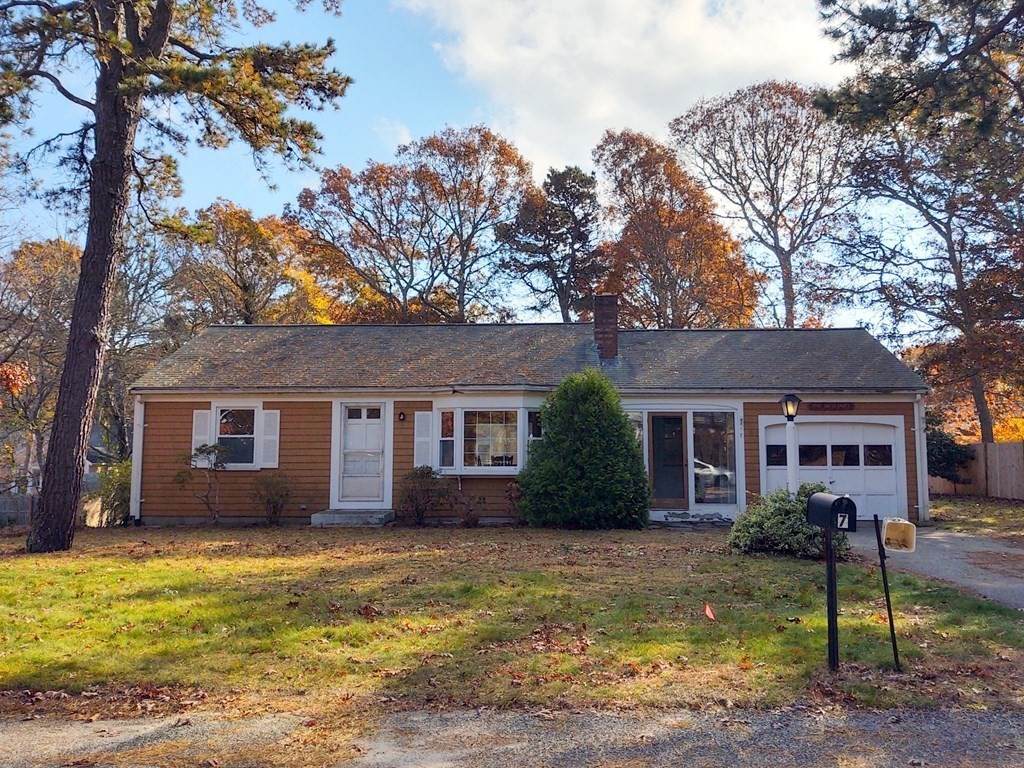 7 Shallow Brook Rd - Photo 1