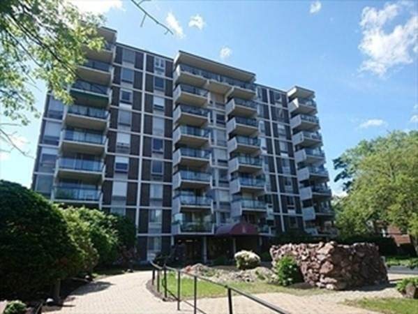 60 Babcock St - Photo 1