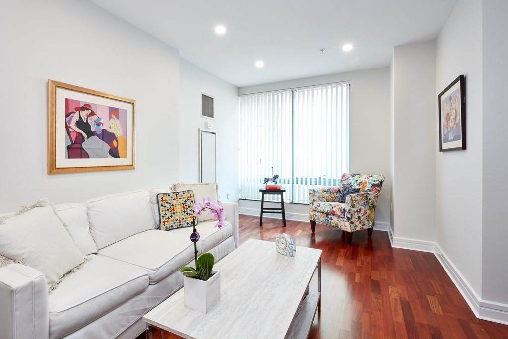 3 Avery Street - Photo 1