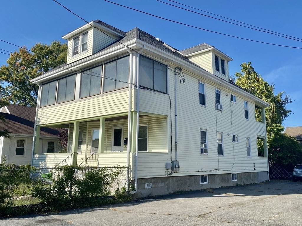 96 Franklin Ave - Photo 1