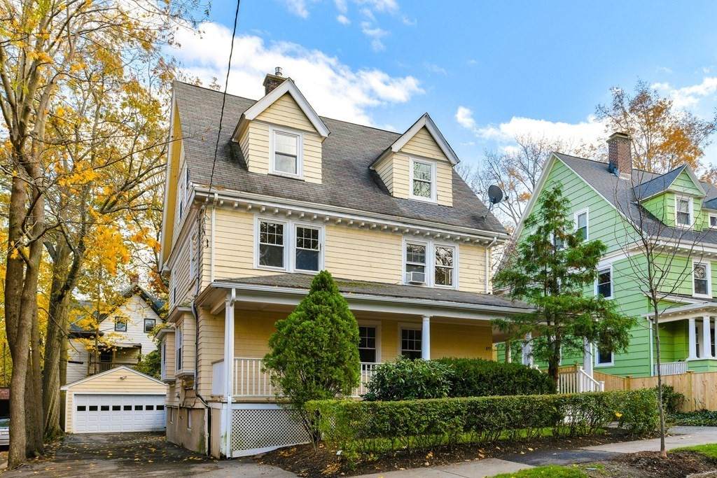 123 Fuller St - Photo 1
