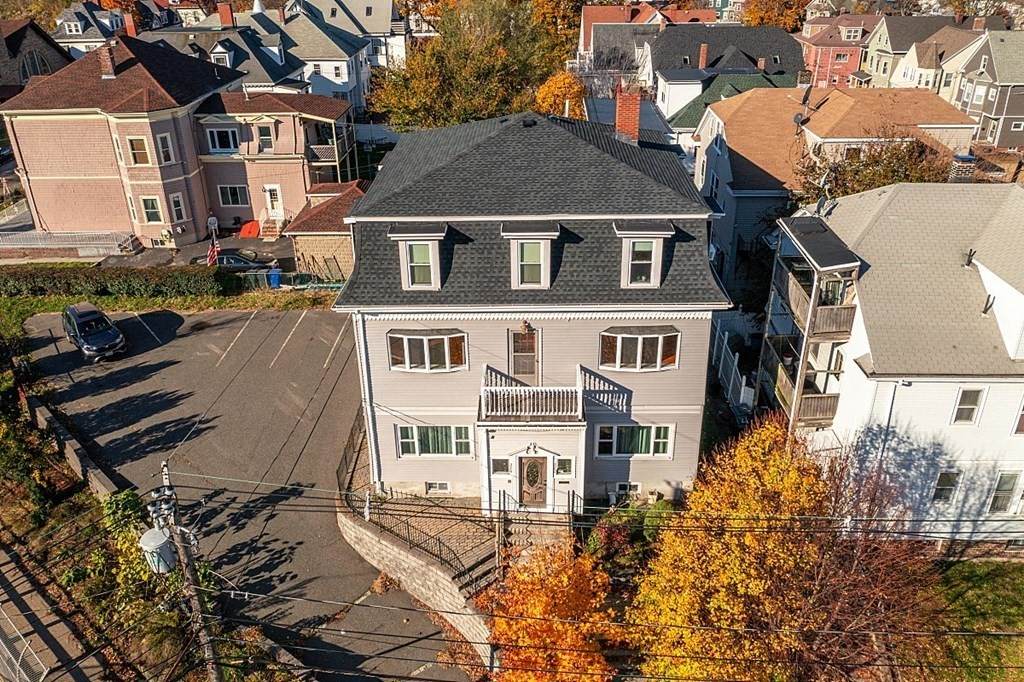 322 Washington Ave - Photo 1