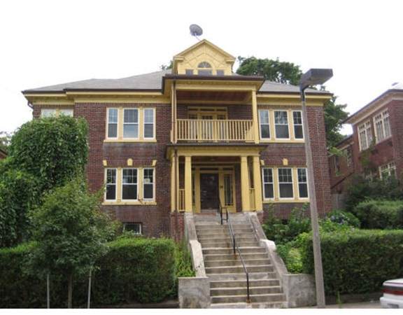 34 Schuyler Street - Photo 1