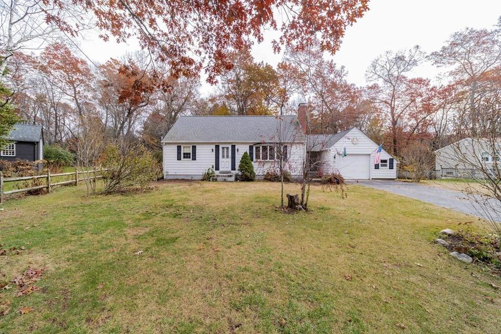 156 Elizabeth Ave - Photo 1