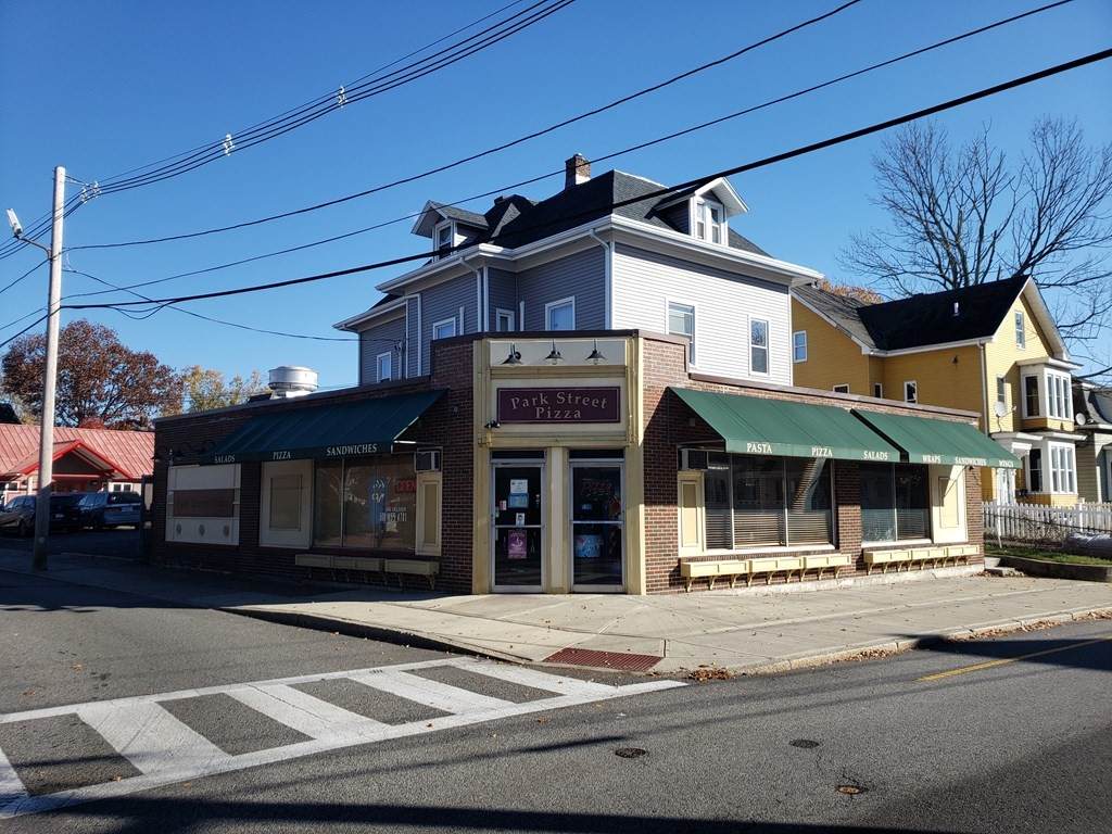 104 Park St - Photo 1