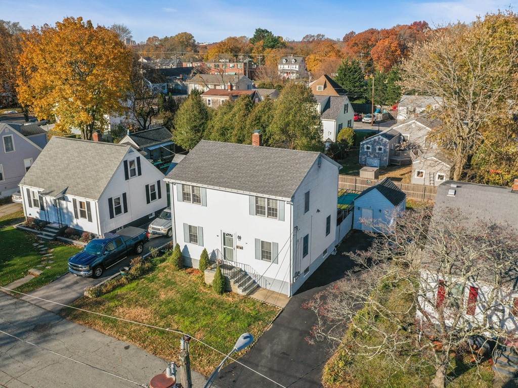 18 Glenwood Ave - Photo 1