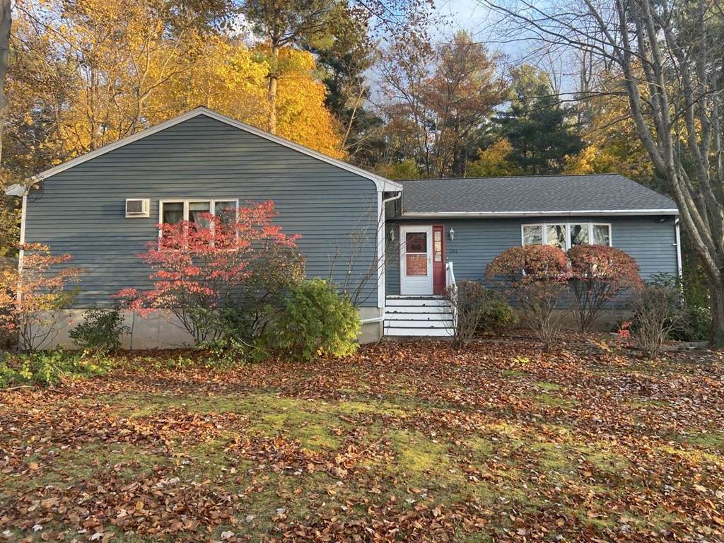 241 Amesbury Rd - Photo 1