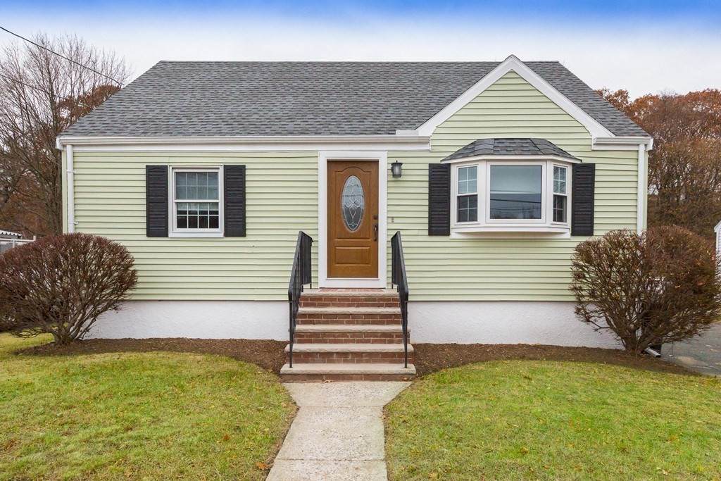 10 Oak Ave - Photo 1