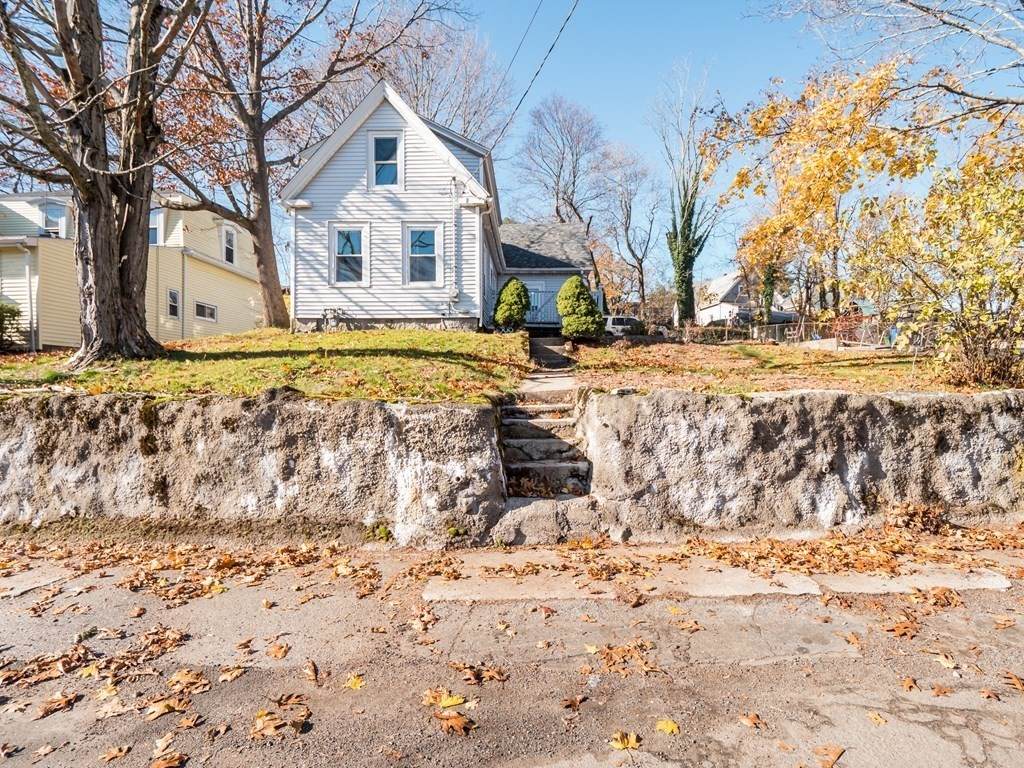 15 East Ave - Photo 1