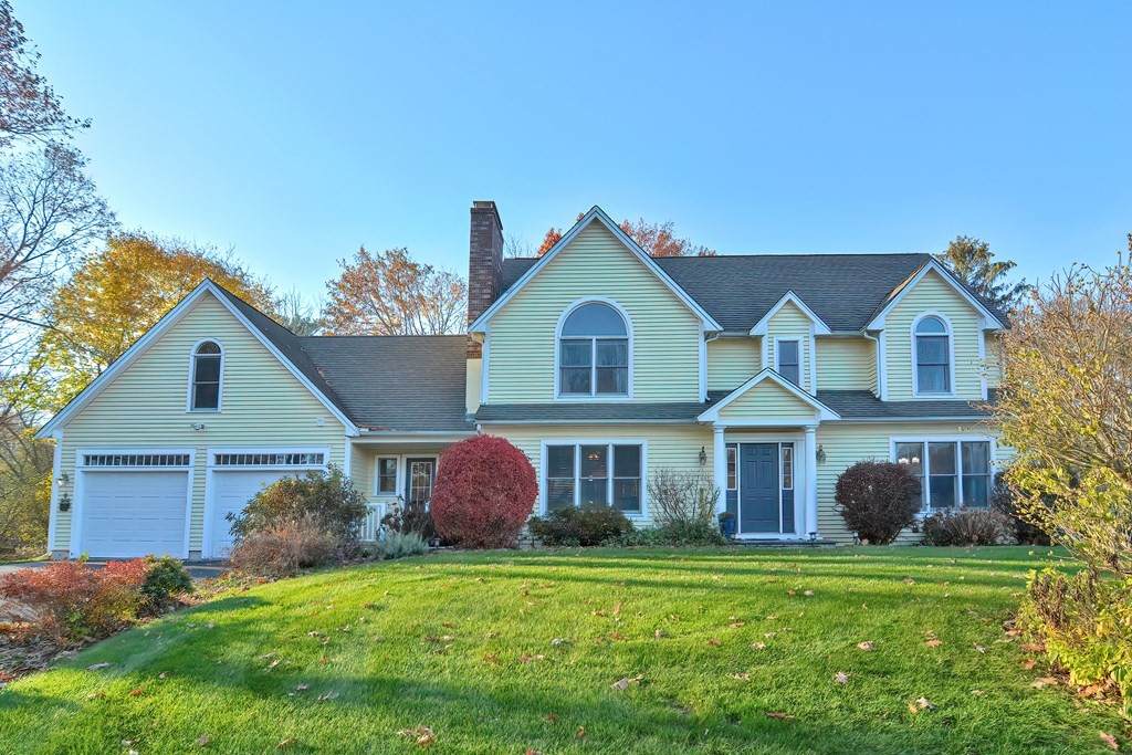 19 Young Ave - Photo 1