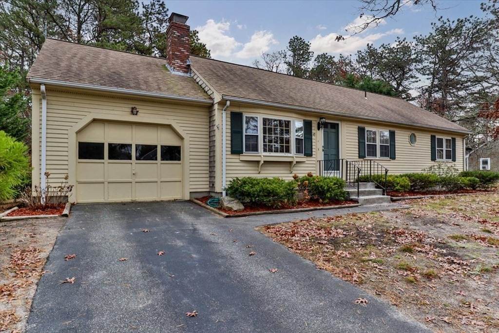 43 Cyprus Rd - Photo 1
