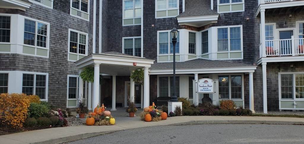 100 Alden St - Photo 1