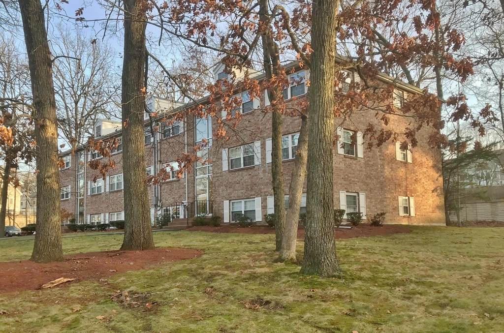 52 Farrwood Ave. - Photo 1