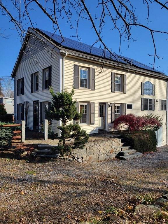 1002 Washington St - Photo 1