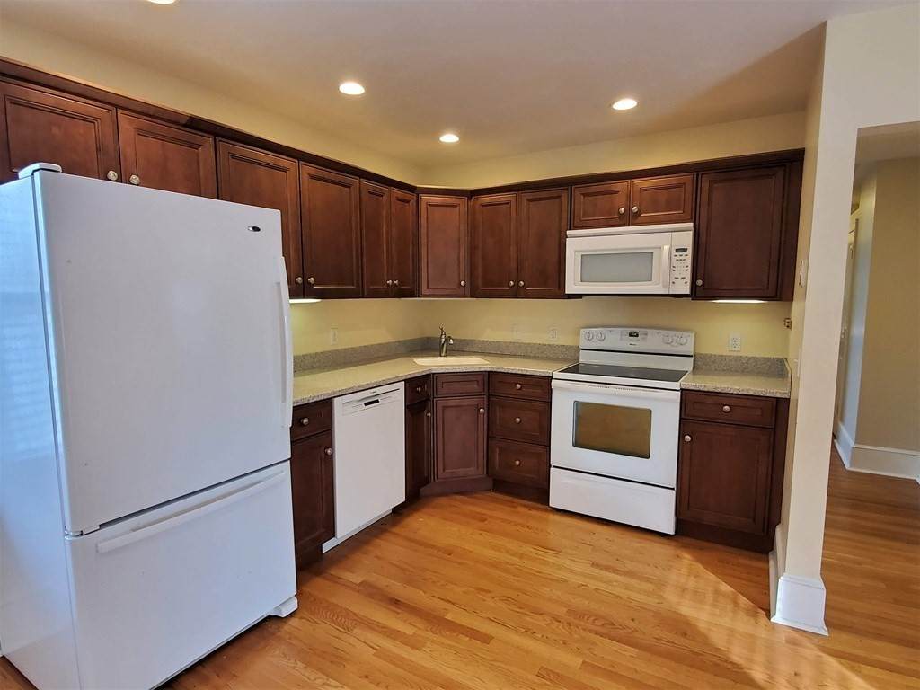 16 Hodges St - Photo 1