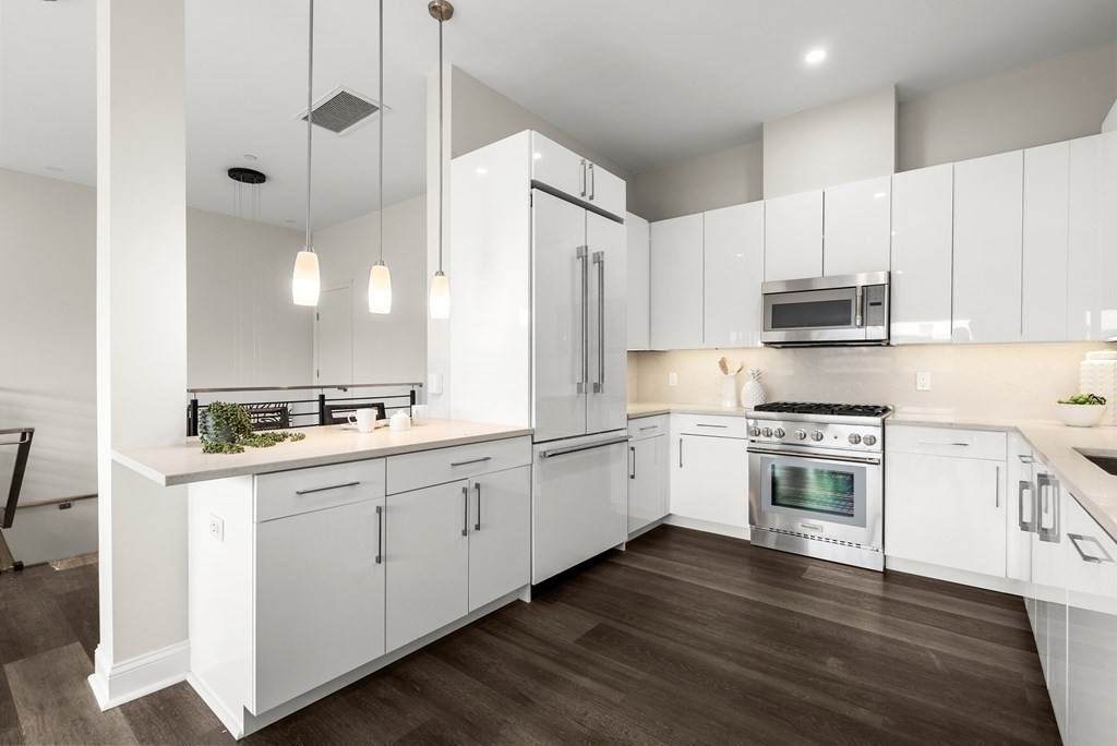 771 Harrison - Photo 1