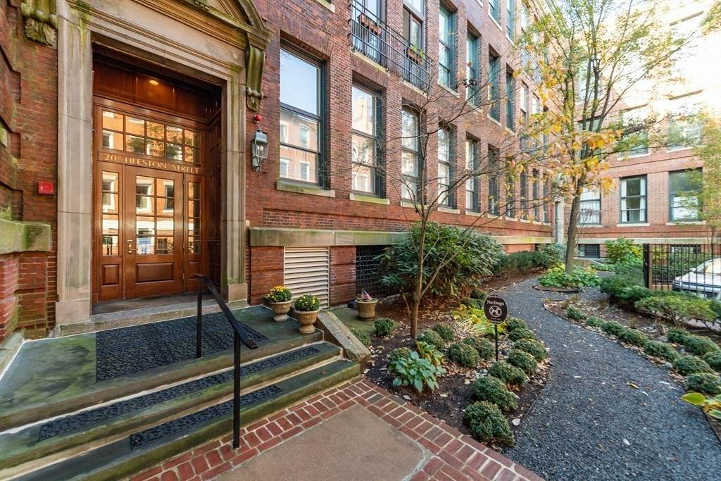 20 Tileston - Photo 1