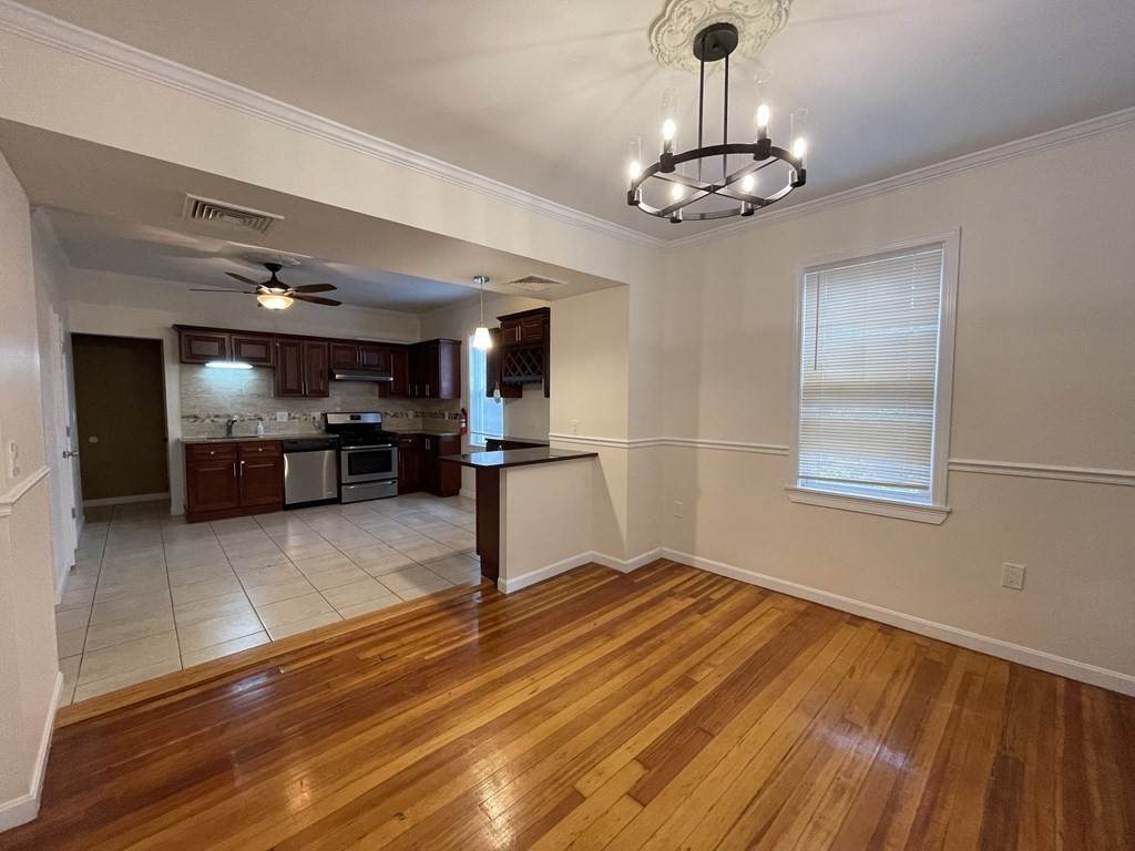 22 Hall Place - Photo 1