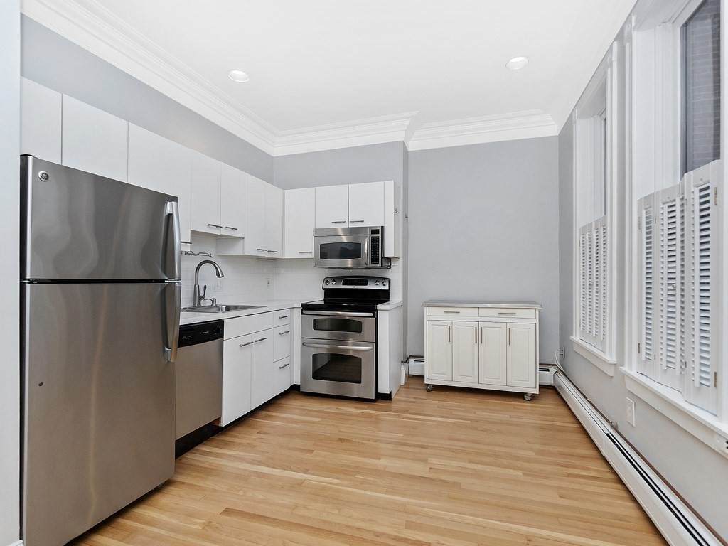 403 Main Street - Photo 1