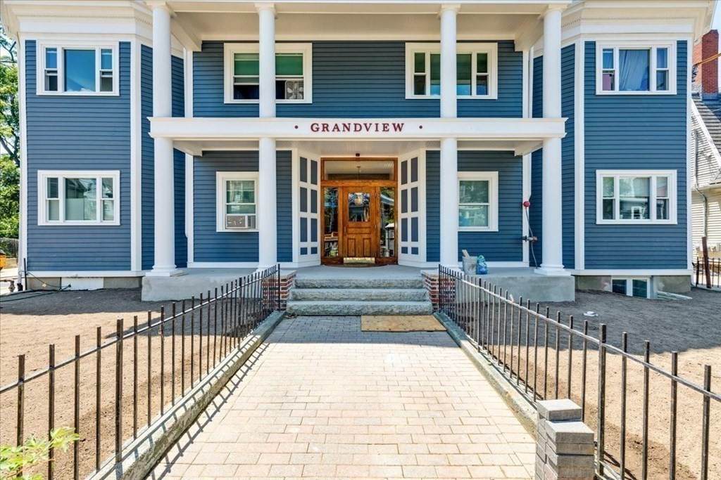 82 Munroe St - Photo 1