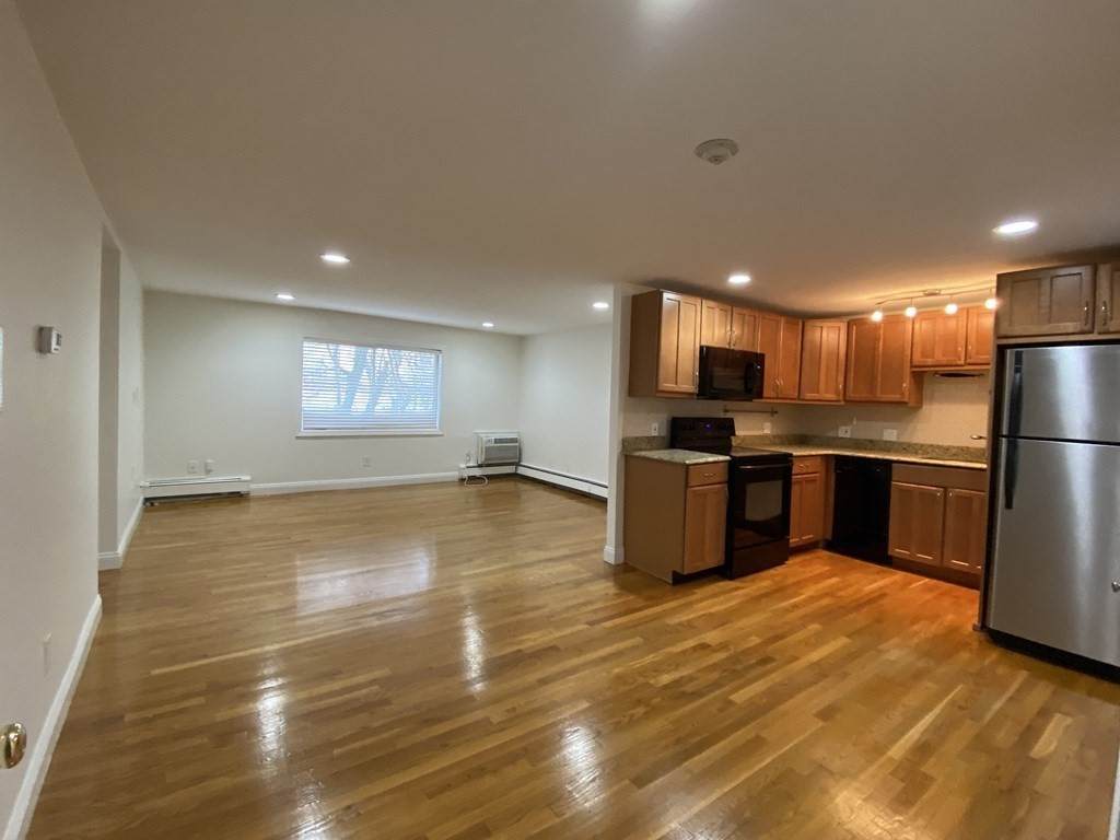 95 Clifton - Photo 1