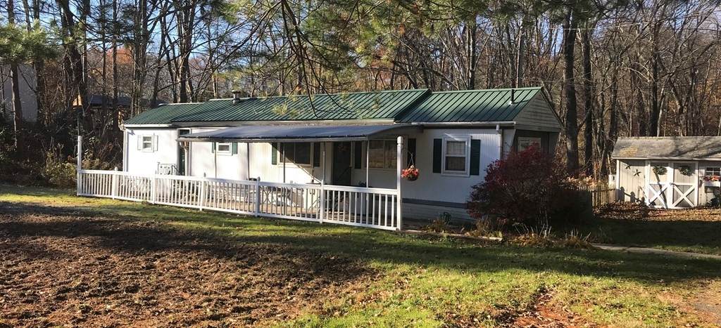 19 Foster Rd - Photo 1