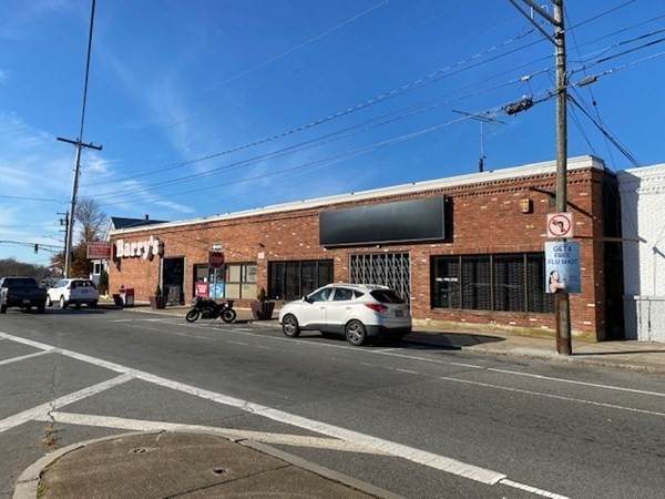 573 Mill St - Photo 1