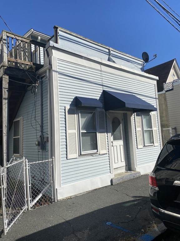 42 Dolphin Ave - Photo 1