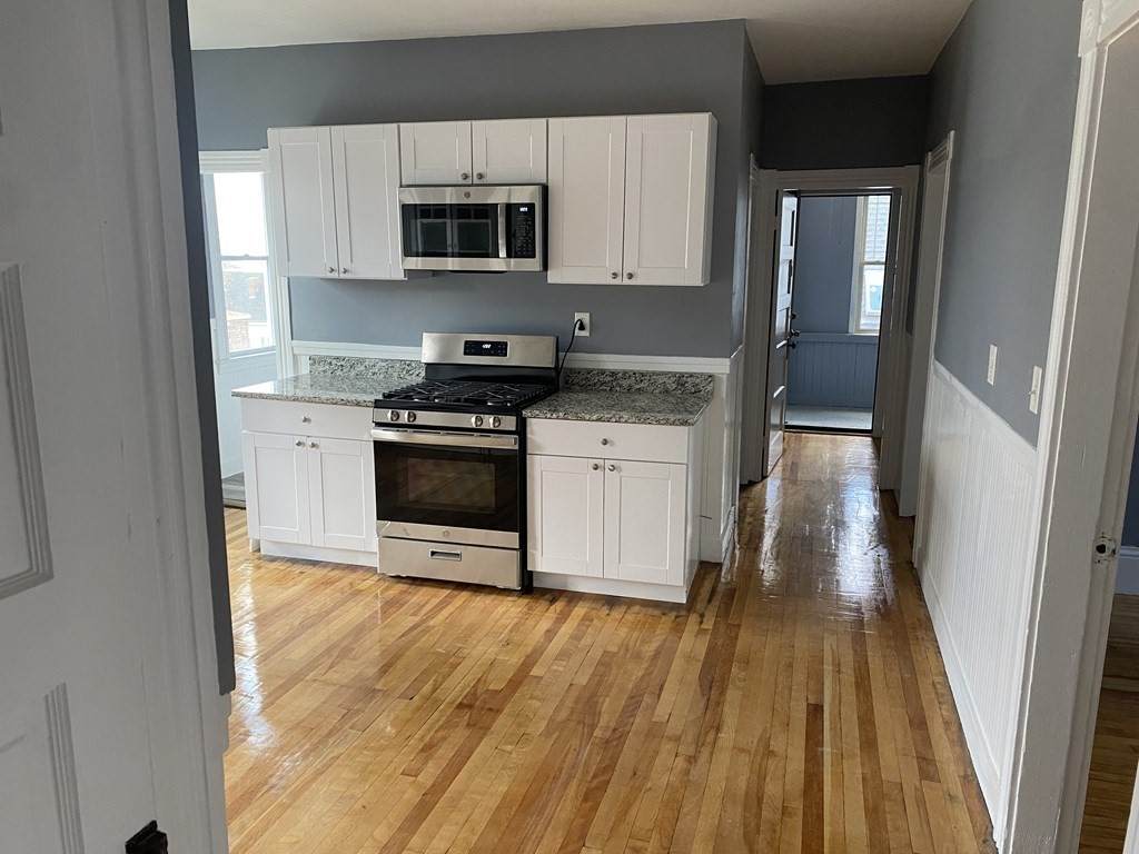 13 Aetna - Photo 1