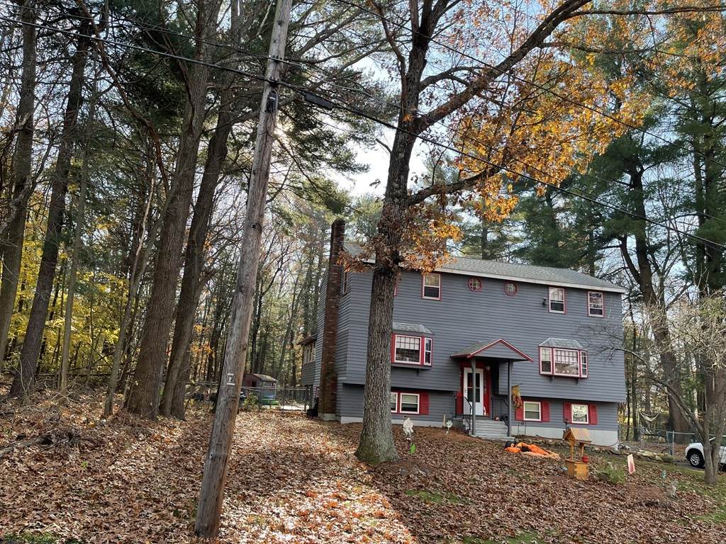 15 Eastview Ave - Photo 1