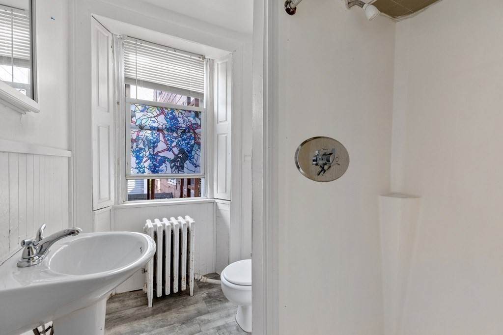 8 Herbert Street - Photo 1