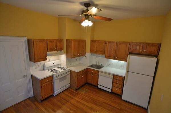 2 Wilbur Street - Photo 1