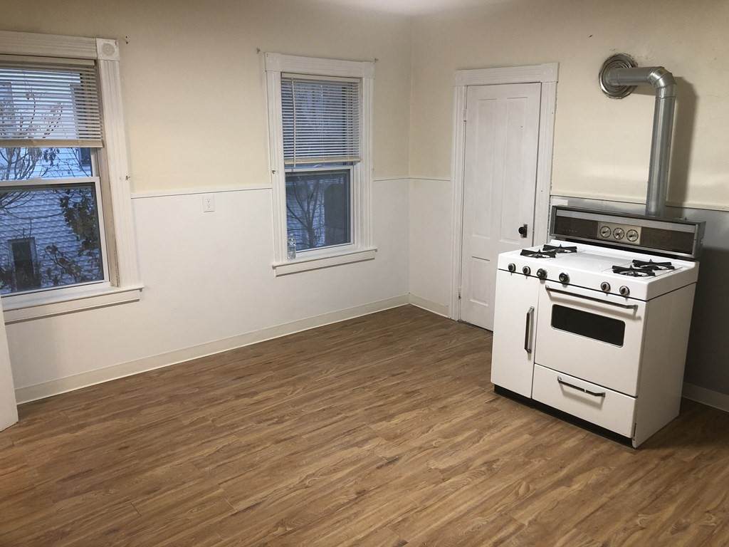 3 Carlstad St. - Photo 1