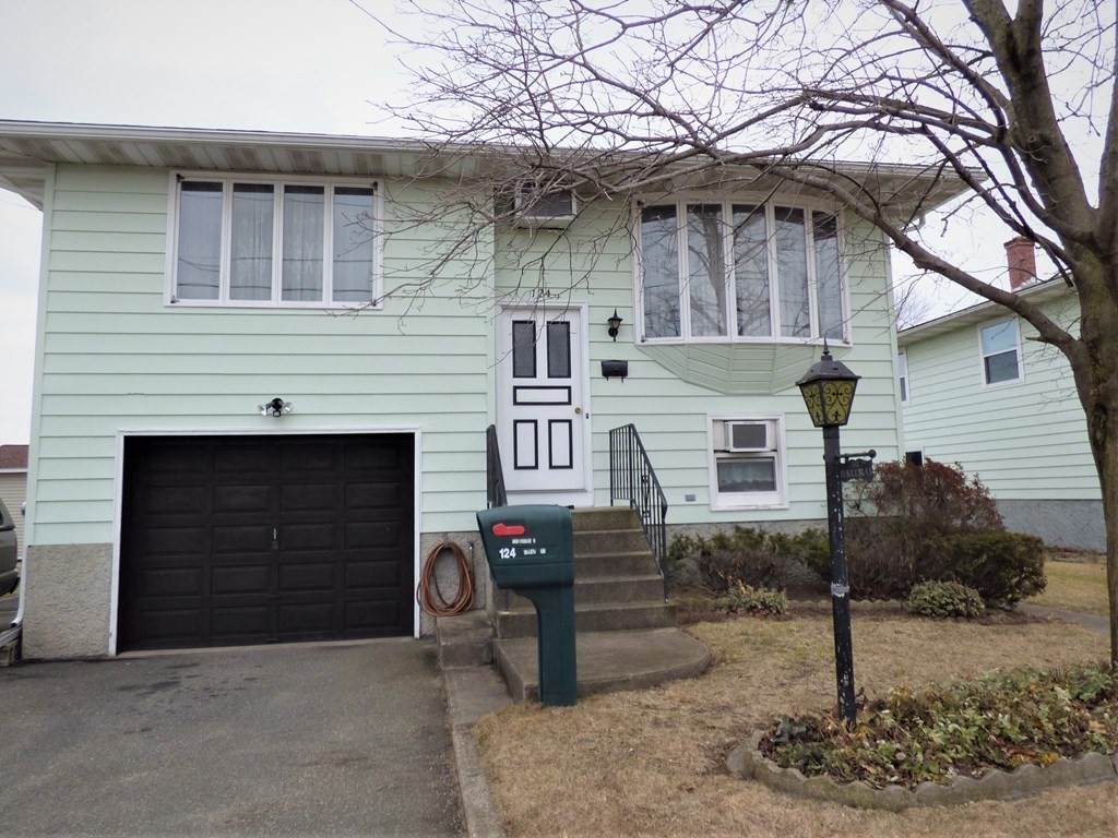 124 Cedar St - Photo 1