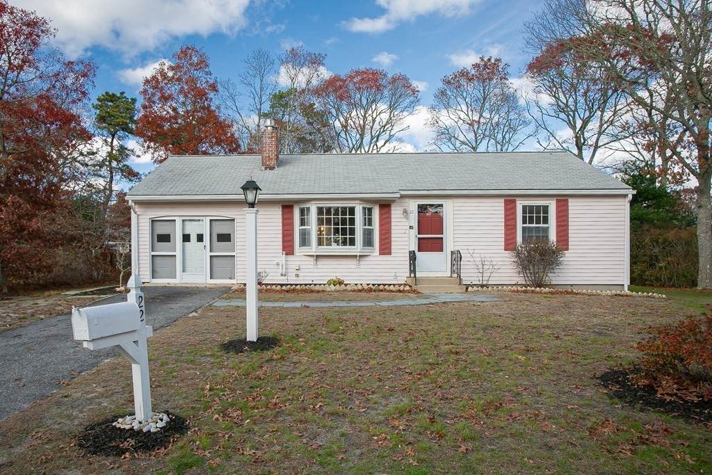 22 Winding Brook Road - Photo 1