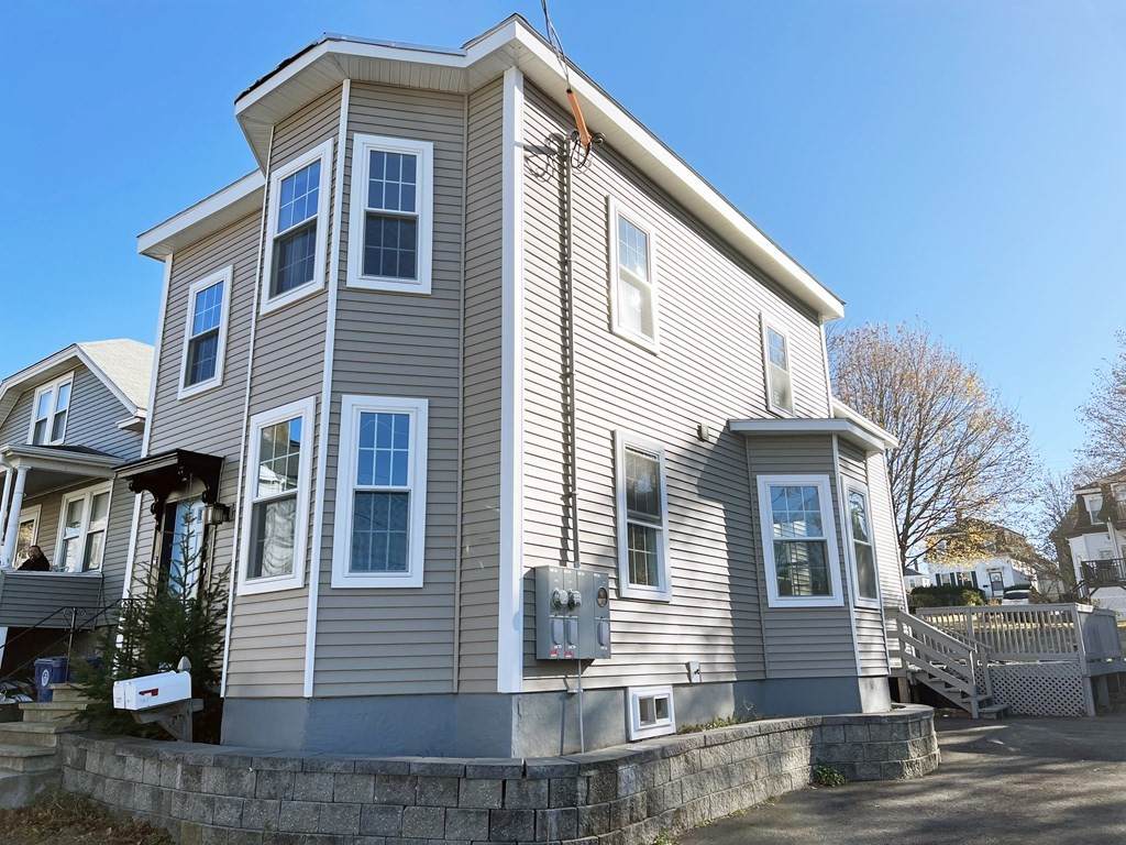 21 Laurel - Photo 1