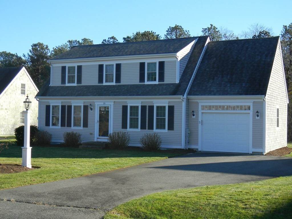 35 Center - Photo 1