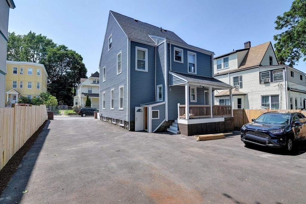 24 Whitman St - Photo 1