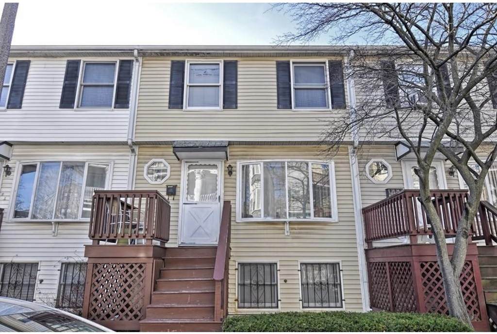 32 Hollander - Photo 1