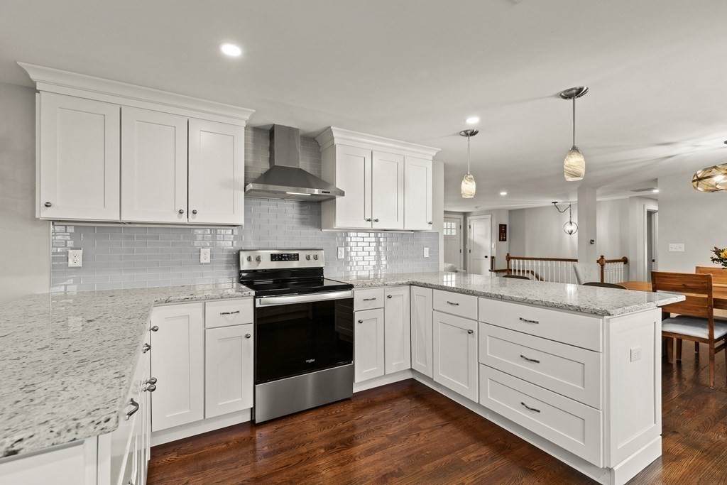 134 W Bacon St - Photo 1