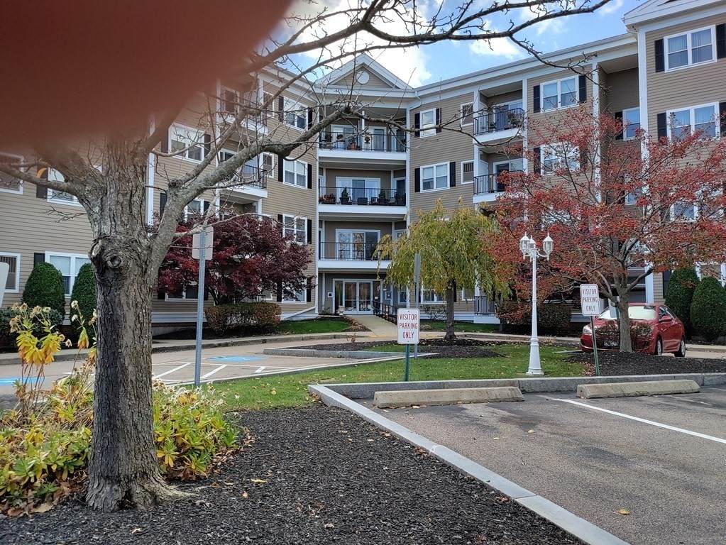 989 East Street - Photo 1