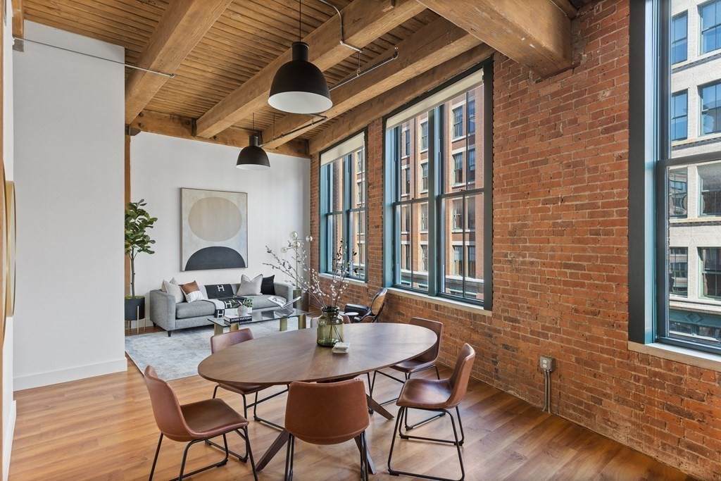 49 Melcher Street - Photo 1