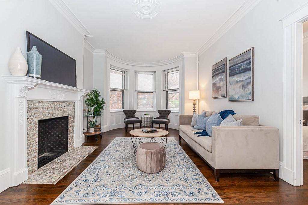 1495 Beacon St - Photo 1