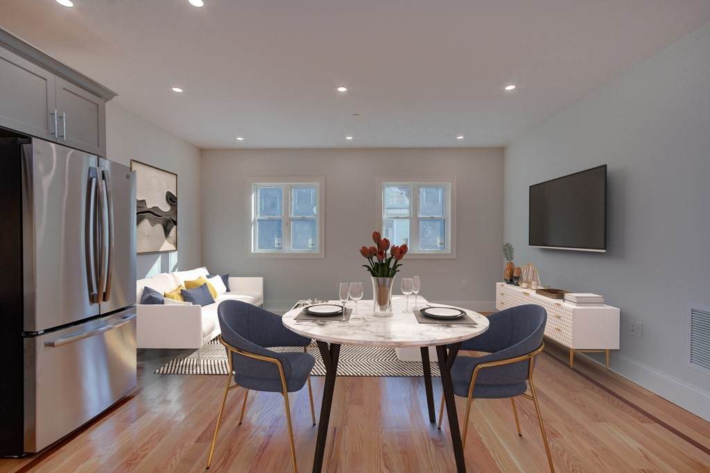 111 Hutchings St - Photo 1