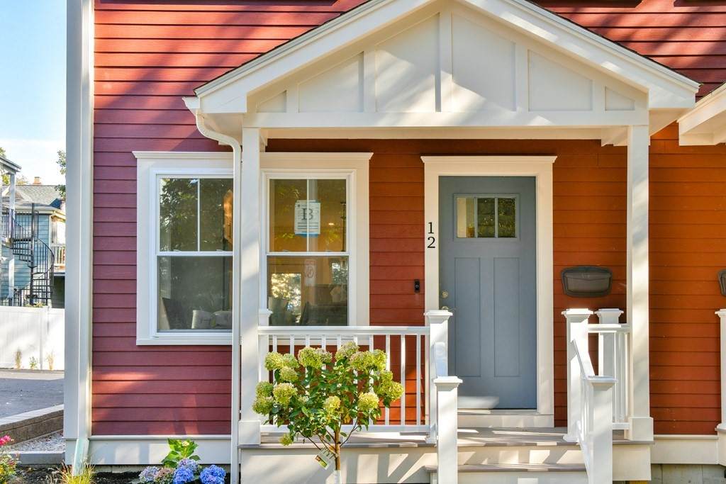 12 Lee Street - Photo 1