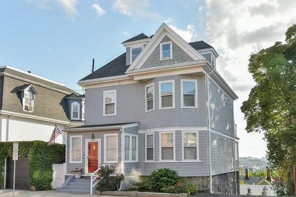138 Franklin Ave - Photo 1