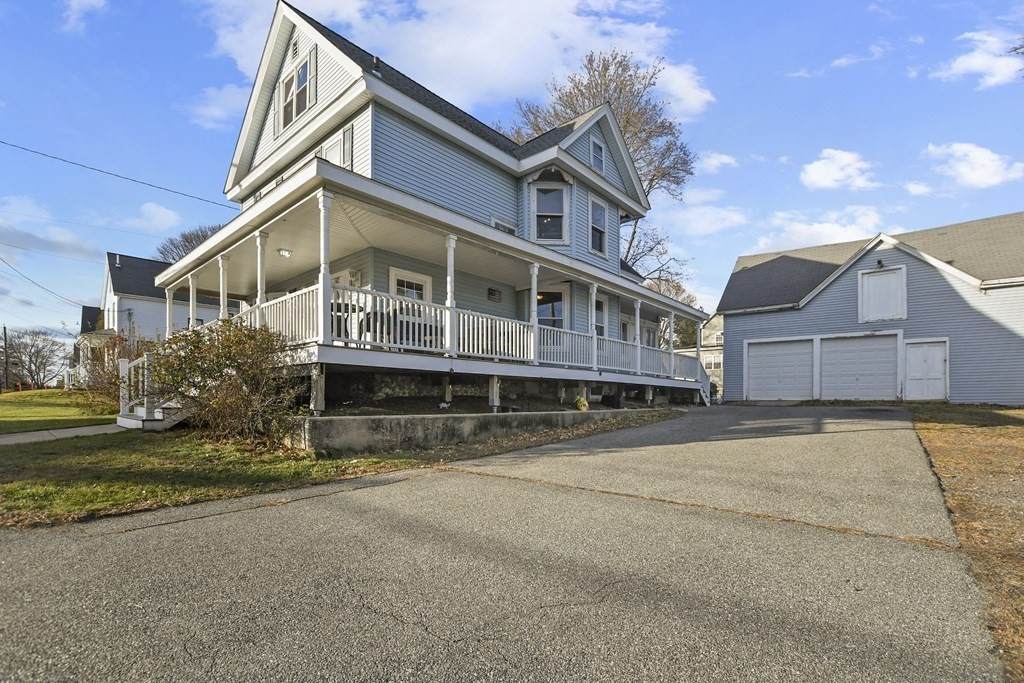 142 Montvale Avenue - Photo 1