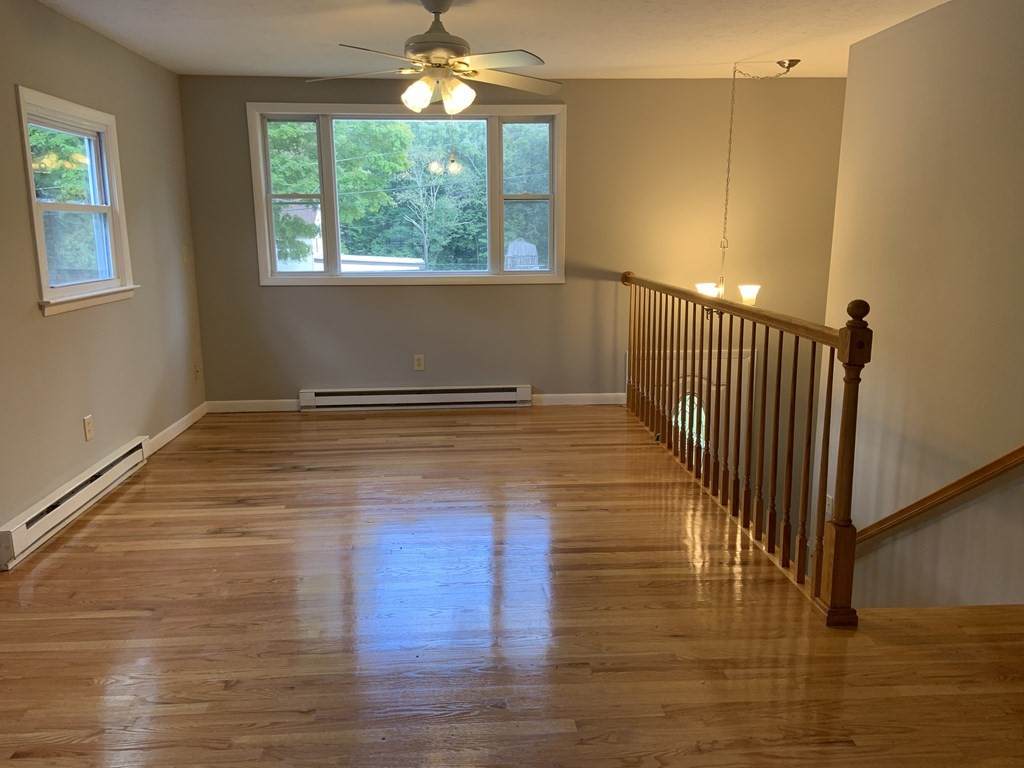 33 Whiting Rd - Photo 1
