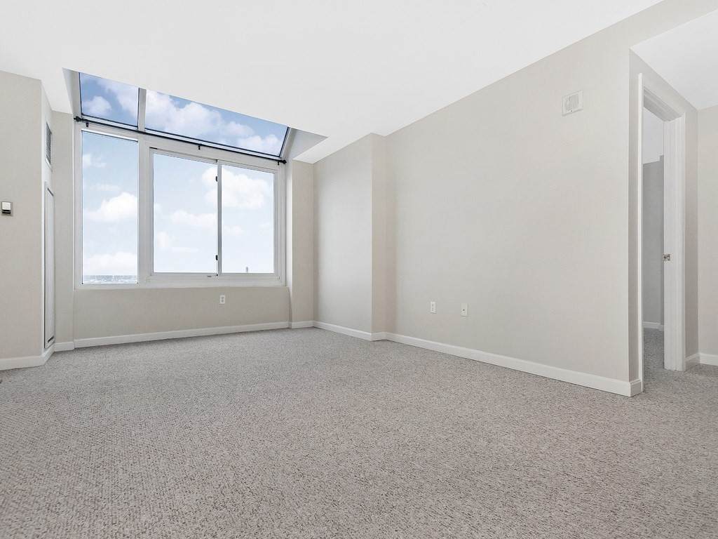 10 Museum Way - Photo 1