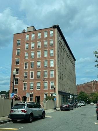 21 Wingate - Photo 1